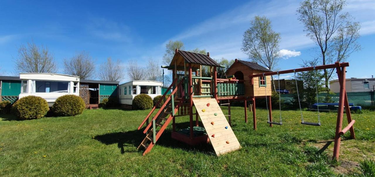 Rodzinna Przystan Lodge *